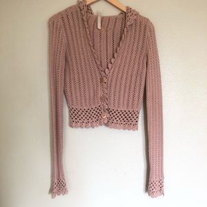 Lulu Pink Crochet Style Sweater Size L